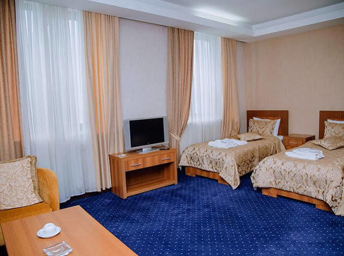 Caspian Ulduz Hotel Baku Bagian luar foto